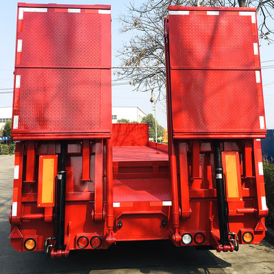ABS Anti-lock Braking System Equipped CIMC HUAJUN 3 Axle Low Bed Semi Trailer with Hydraulic Ramp HJGMCK20069