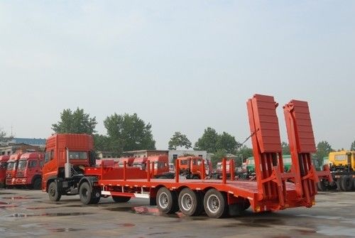 20 to 100 Ton Max Payload Steel 3 Axles Lowbed Semi Trailer for Heavy Equipment Transport